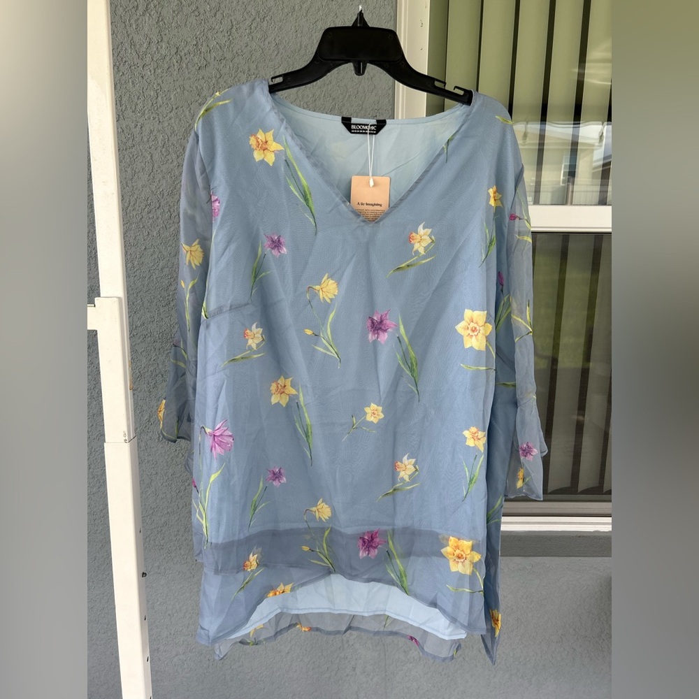 Bloomchic Plus Floral Sheer Sleeves High Low Hem Blouse Size 22 No Stretch